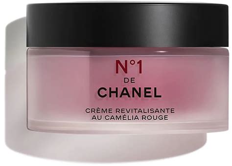 chanel creme revitalisante au camélia rouge|Chanel no 1 revitalizing cream.